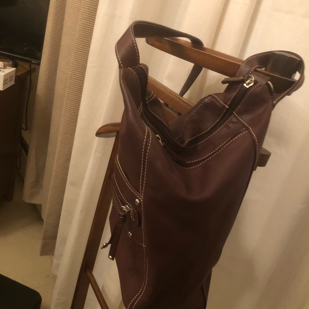 Tignanello leather backpack - Picture 6 of 6
